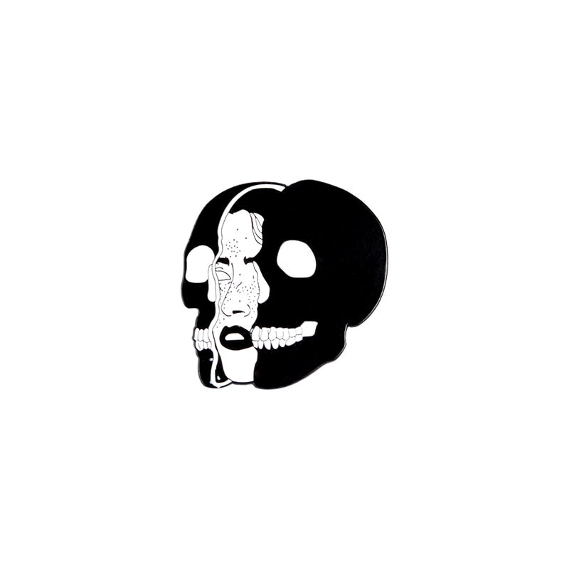 Skull Pin